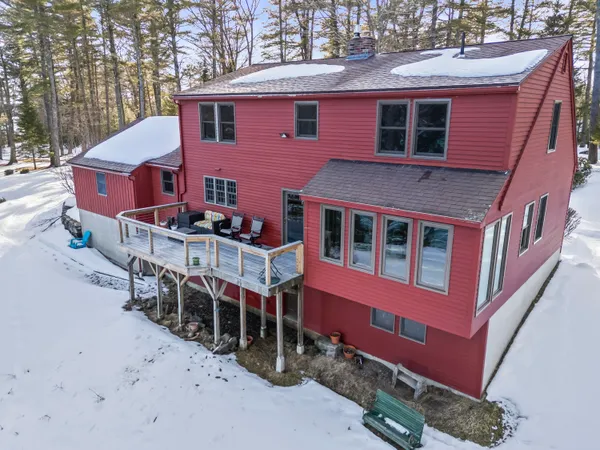 $850,000 | 208 Youngs Point Road, Wiscasset, ME 04578