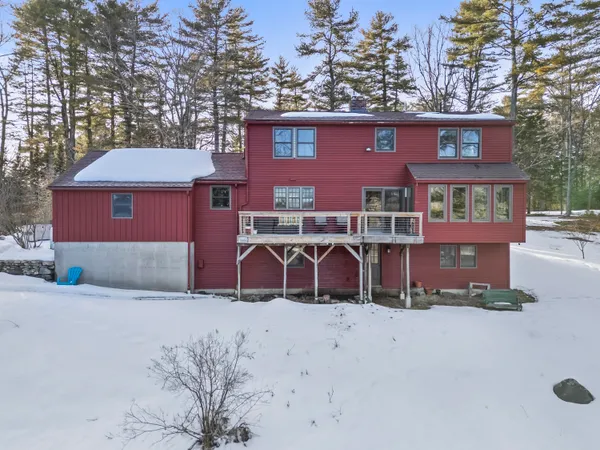 $850,000 | 208 Youngs Point Road, Wiscasset, ME 04578