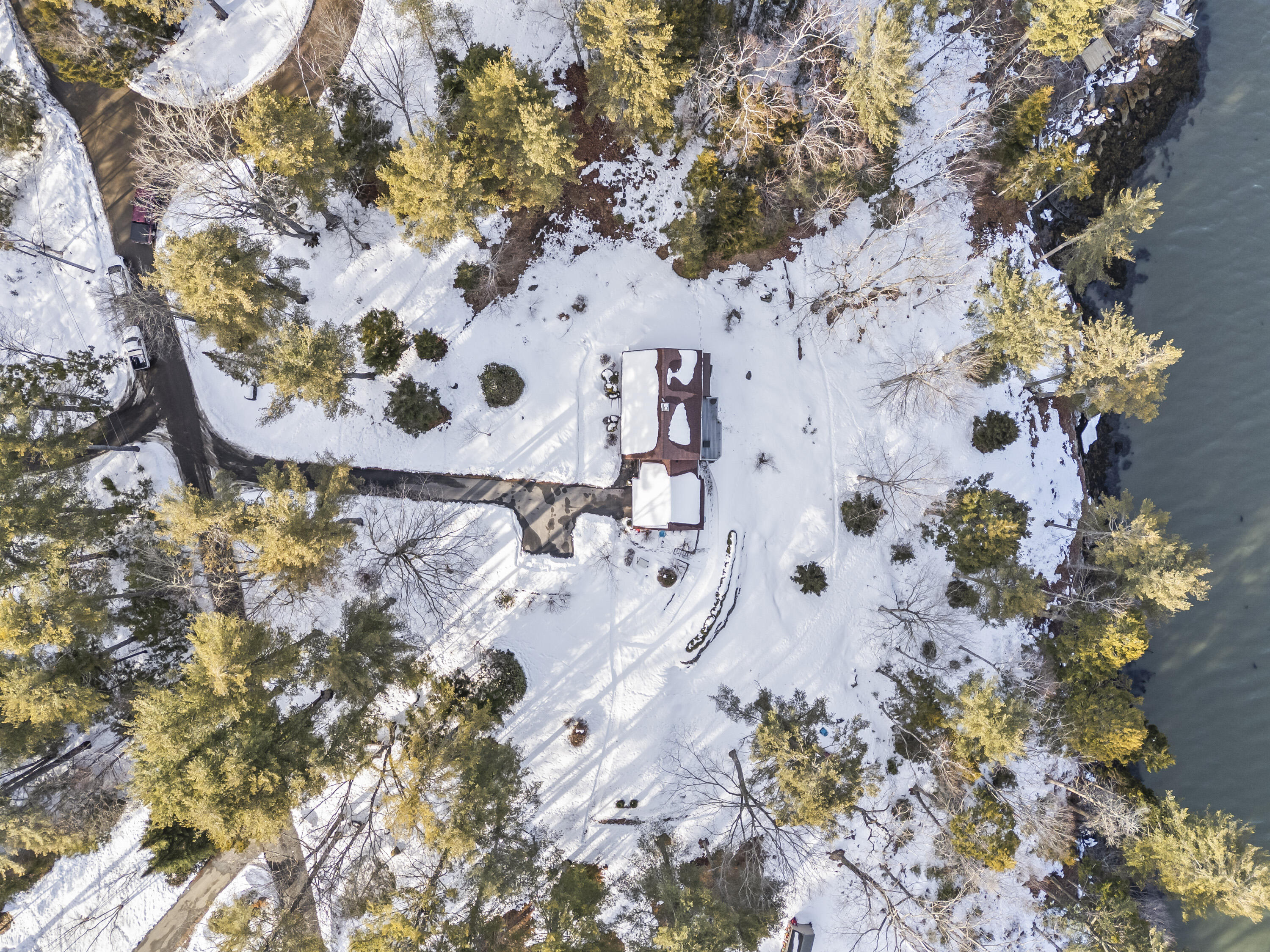 208 Youngs Point Road Wiscasset, ME 04578 - Photo 65 of 83 208 Youngs Point Rd_177