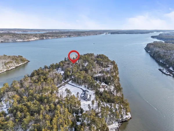 $850,000 | 208 Youngs Point Road, Wiscasset, ME 04578