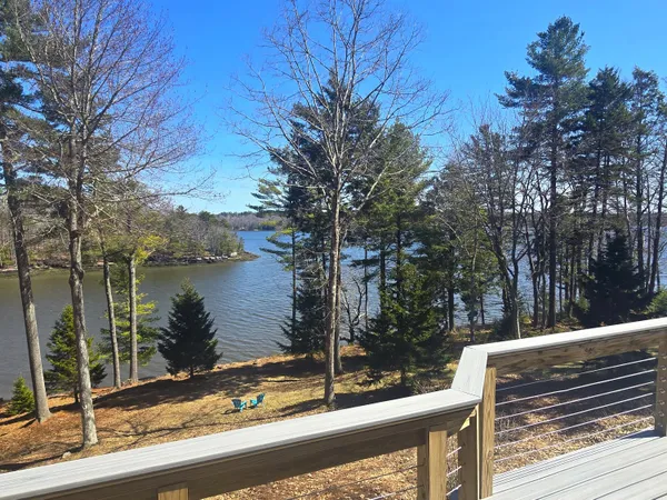 $850,000 | 208 Youngs Point Road, Wiscasset, ME 04578
