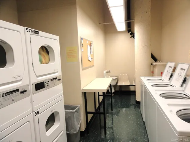 $319,000 | 1 Landmark Square, Unit 411, Port Chester, NY 10573