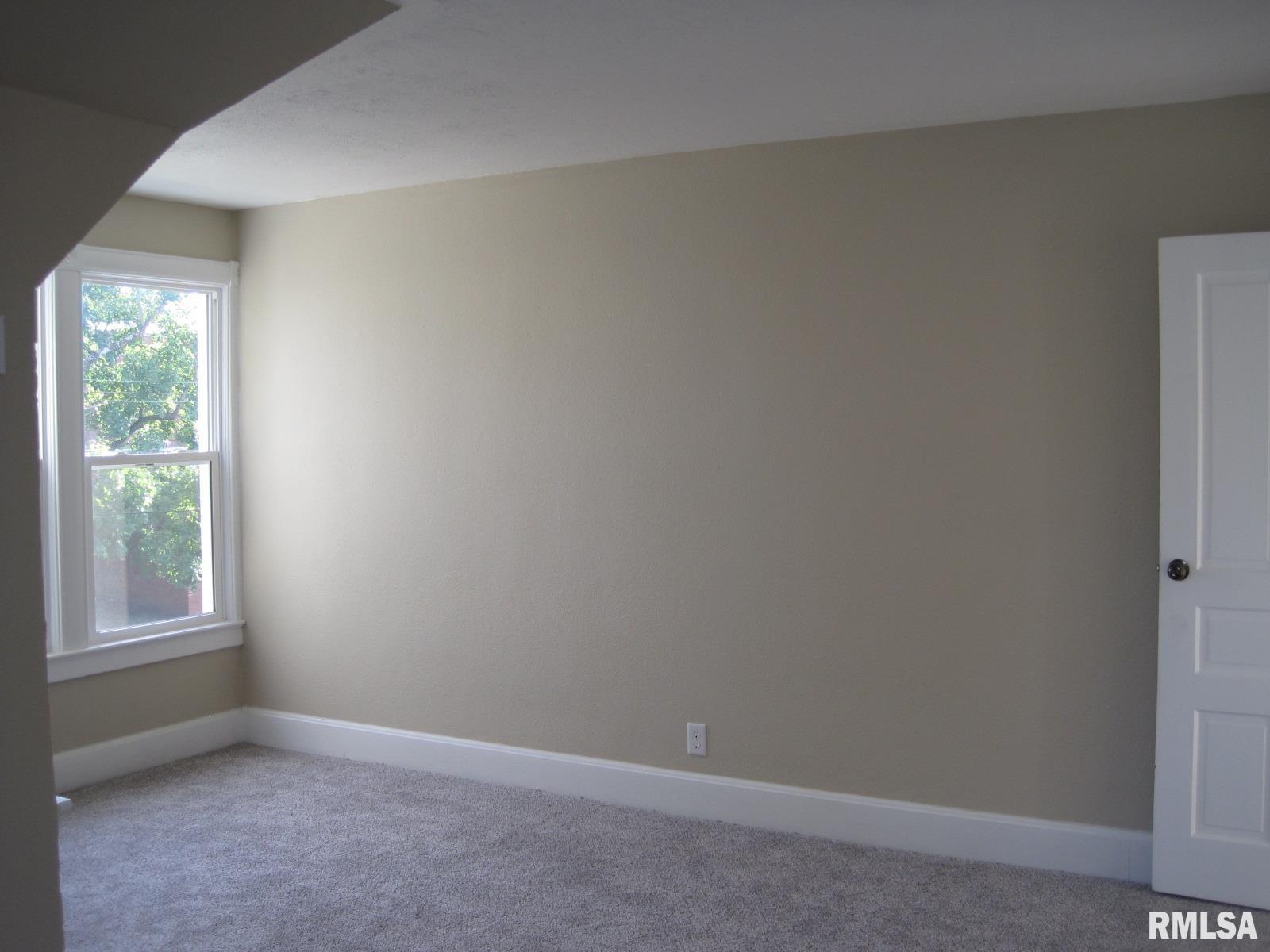 605 Walnut Street Washington, IL 61571 - Photo 20 of 42 Gallery Image 20