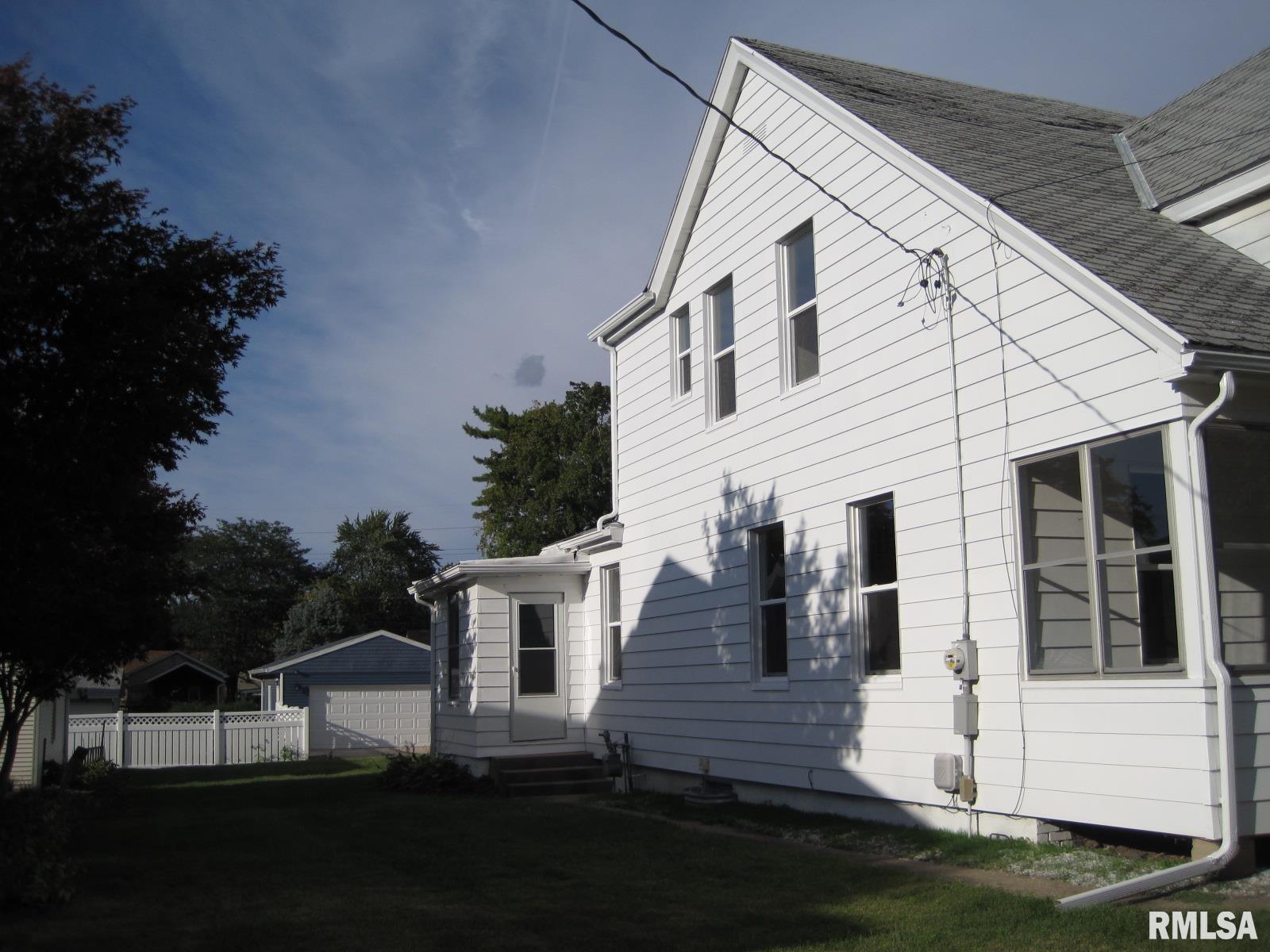 605 Walnut Street Washington, IL 61571 - Photo 38 of 42 Gallery Image 38