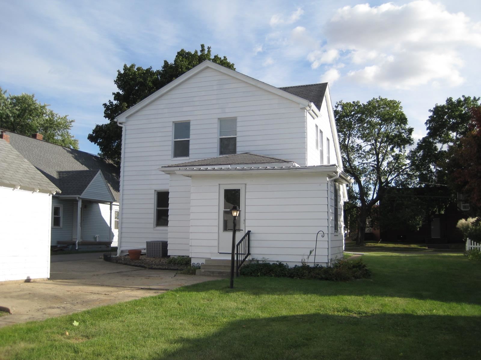 605 Walnut Street Washington, IL 61571 - Photo 39 of 42 Gallery Image 39