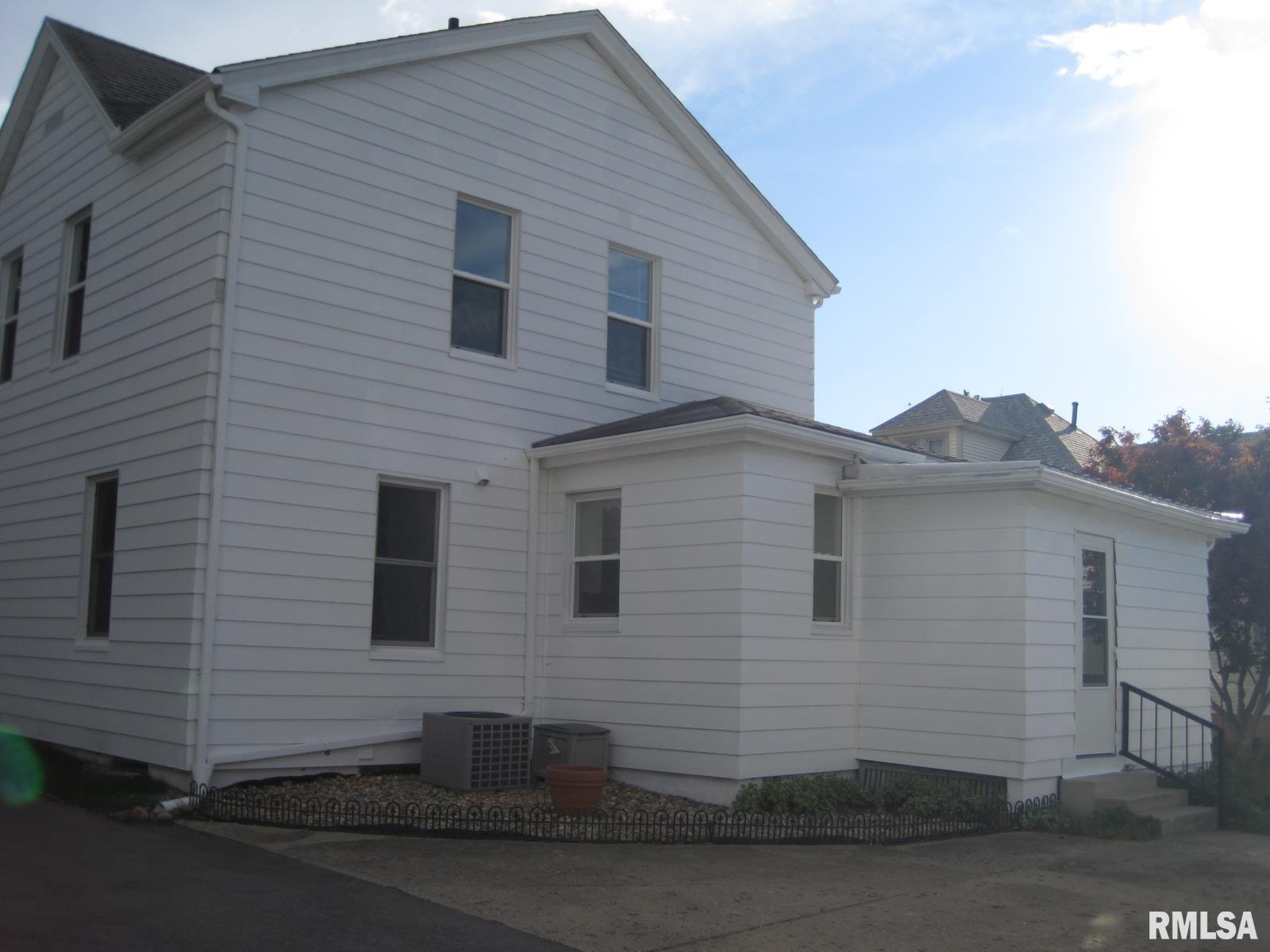 605 Walnut Street Washington, IL 61571 - Photo 41 of 42 Gallery Image 41
