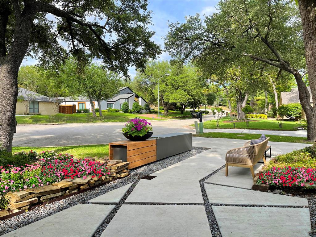 6802 Bert Lane Dallas, TX 75240 - Photo 17 of 39