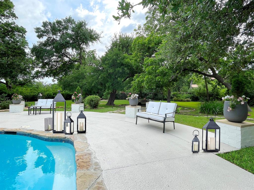 6802 Bert Lane Dallas, TX 75240 - Photo 33 of 39