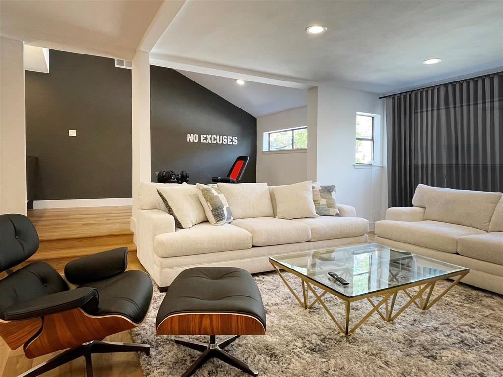 6802 Bert Lane Dallas, TX 75240 - Photo 6 of 39