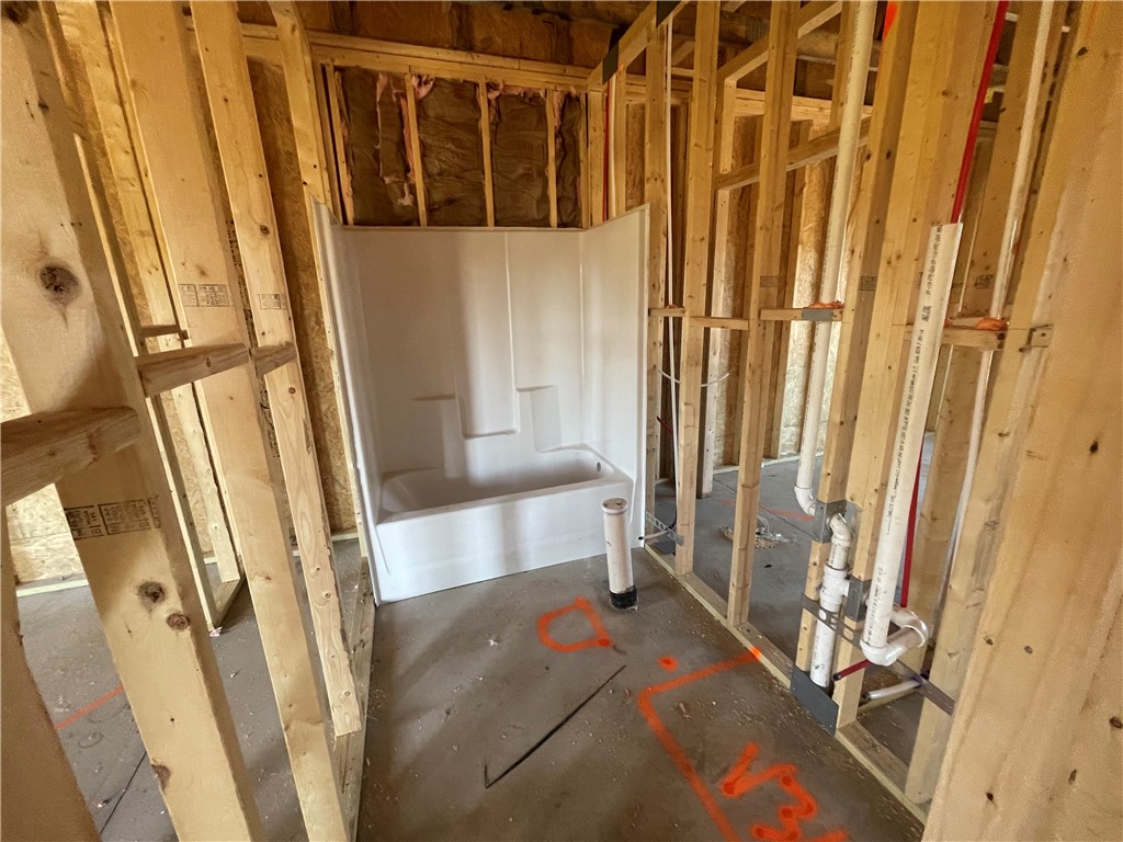362 Winstead Road West Union, SC 29696 - Photo 16 of 22 Guest Bath