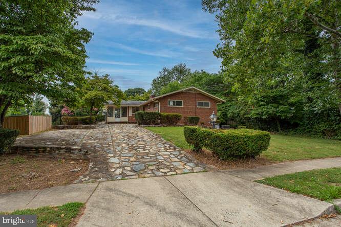 3517 Old Post Road Fairfax, VA 22030 - Photo 2 of 73