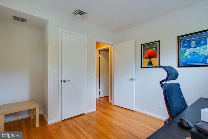 3517 Old Post Road Fairfax, VA 22030 - Photo 26 of 73