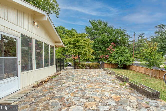 3517 Old Post Road Fairfax, VA 22030 - Photo 55 of 73