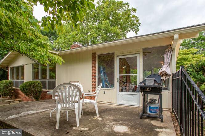 3517 Old Post Road Fairfax, VA 22030 - Photo 57 of 73