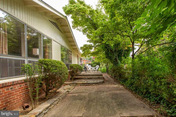 3517 Old Post Road Fairfax, VA 22030 - Photo 59 of 73