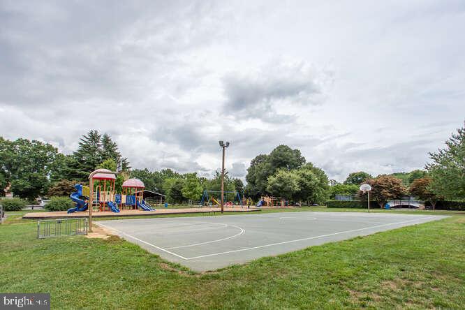 3517 Old Post Road Fairfax, VA 22030 - Photo 67 of 73