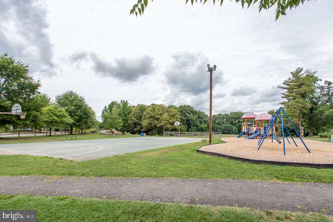 3517 Old Post Road Fairfax, VA 22030 - Photo 73 of 73