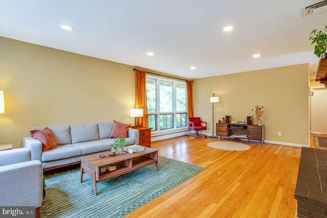 3517 Old Post Road Fairfax, VA 22030 - Photo 9 of 73