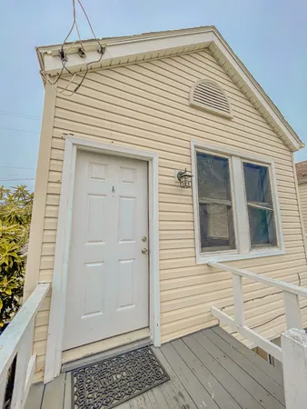 $1,100 | 4114 Avenue S 1/2, Unit A, Galveston, TX 77550