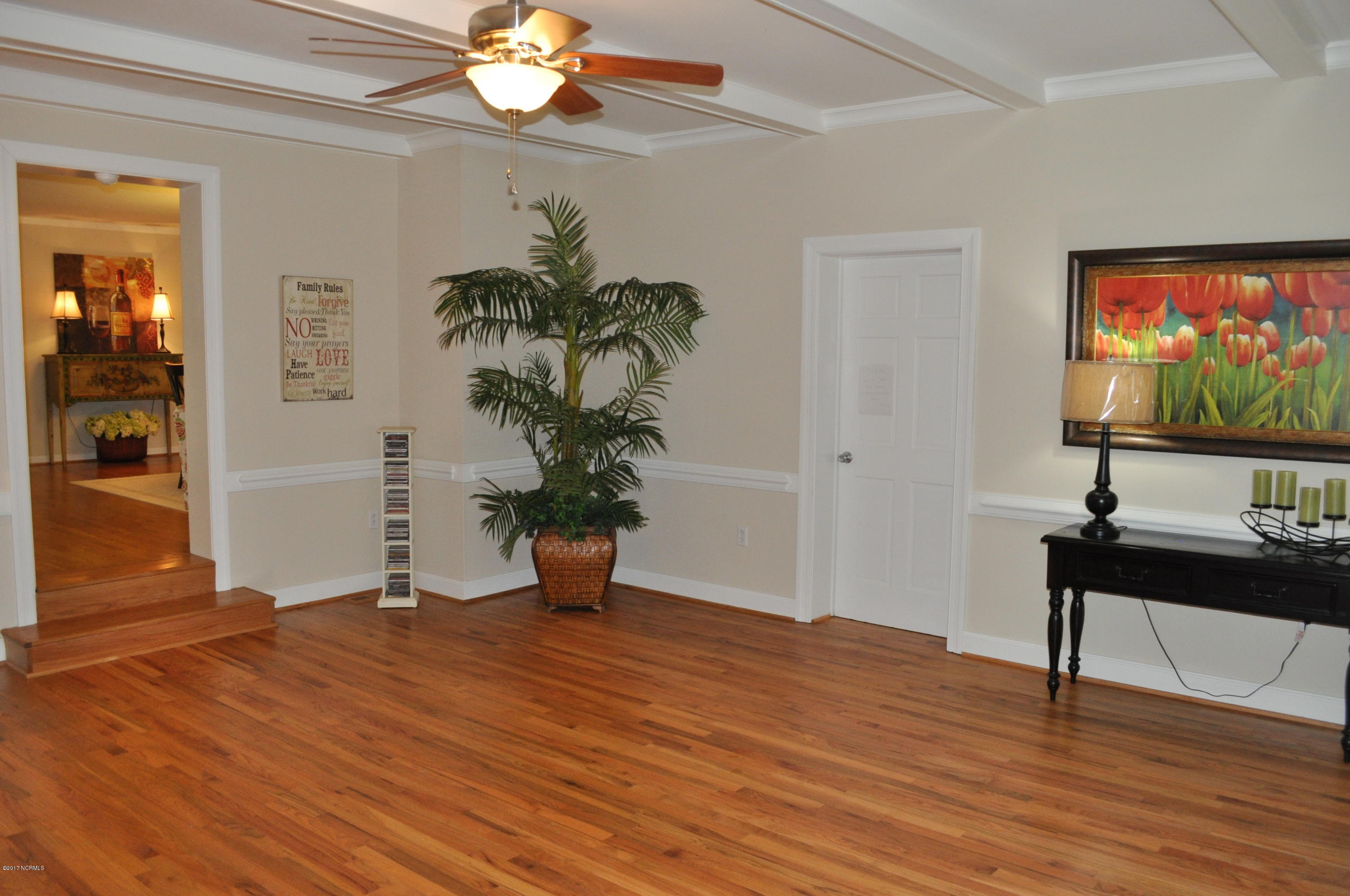 7516 Woodbridge Road Stantonsburg, NC 27883 - Photo 13 of 28 Family Room/Den