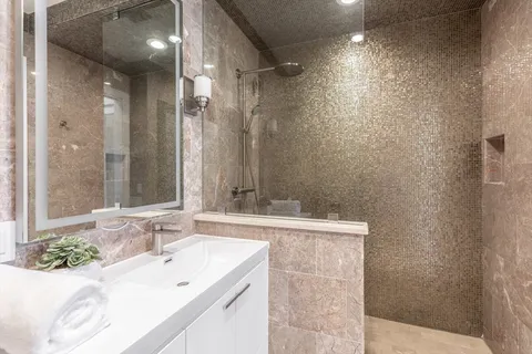 $1,599,000 | 1180-1200 Washington Street, Unit 315, Boston, MA 02118