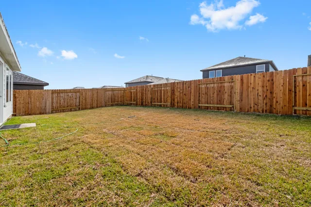 $1,700 | 25429 Carnation Court, Montgomery, TX 77316