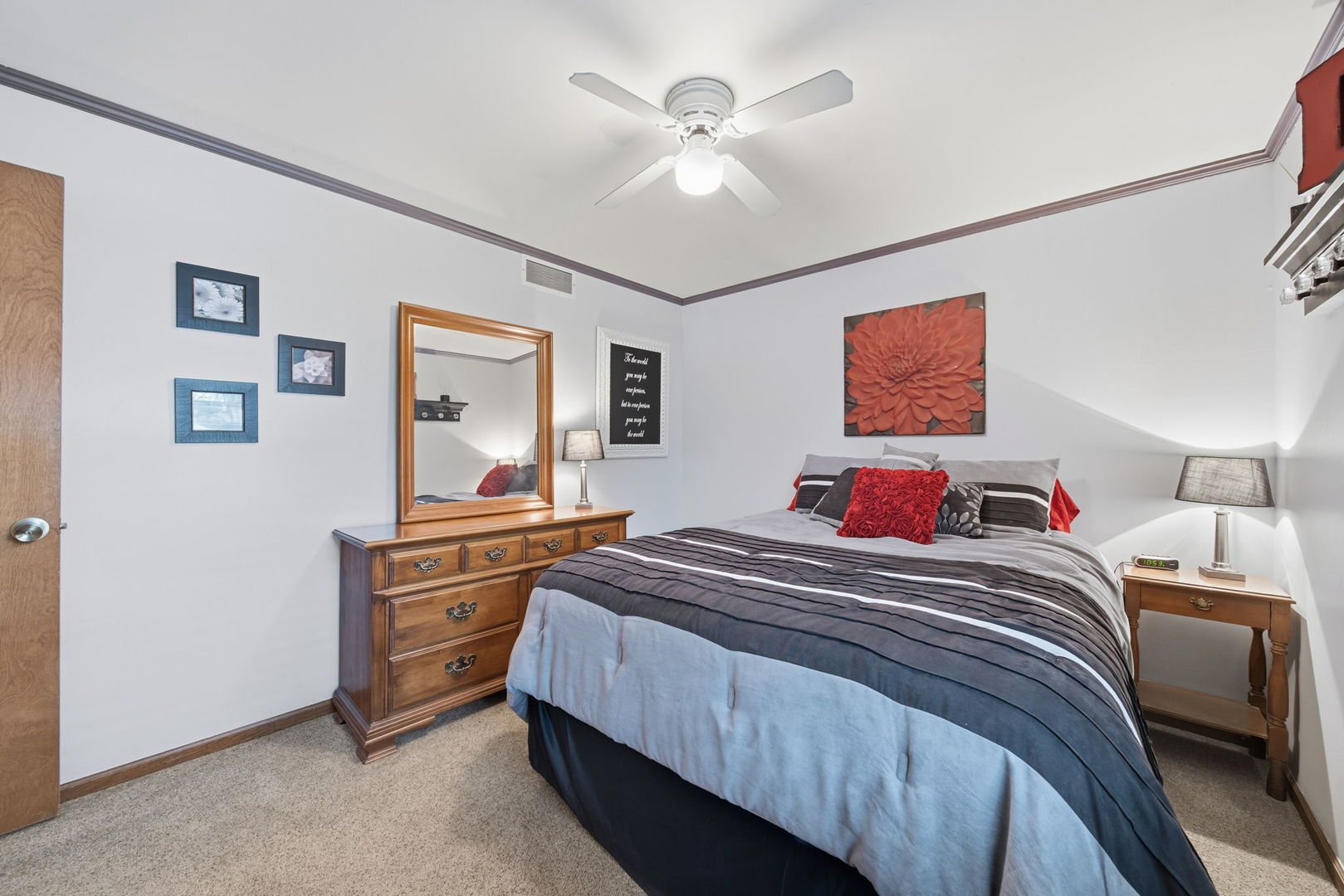 39-w150 Adobe Ridge Elgin, IL 60124 - Photo 29 of 36 Gallery Image 29