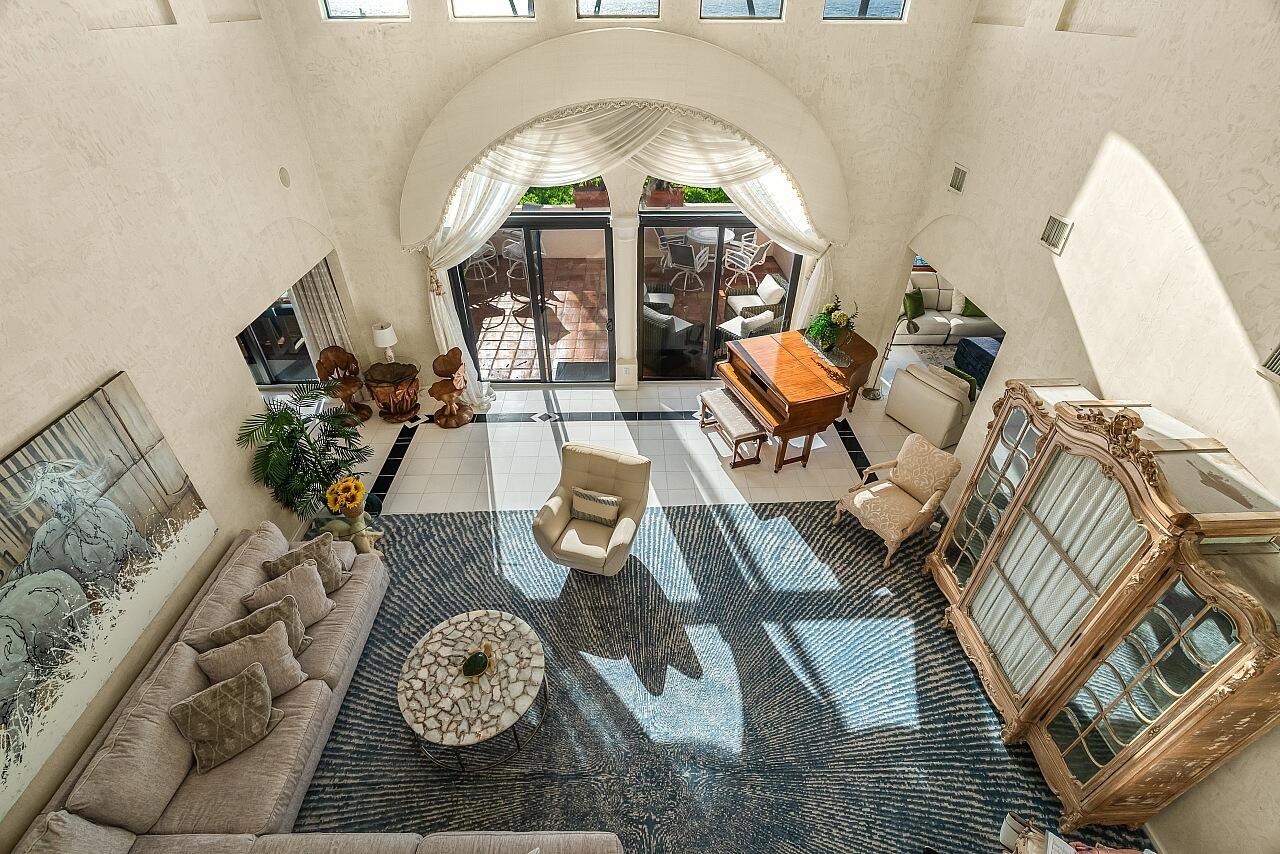 1 Ocean Lane Manalapan, FL 33462 - Photo 27 of 95 Living Room