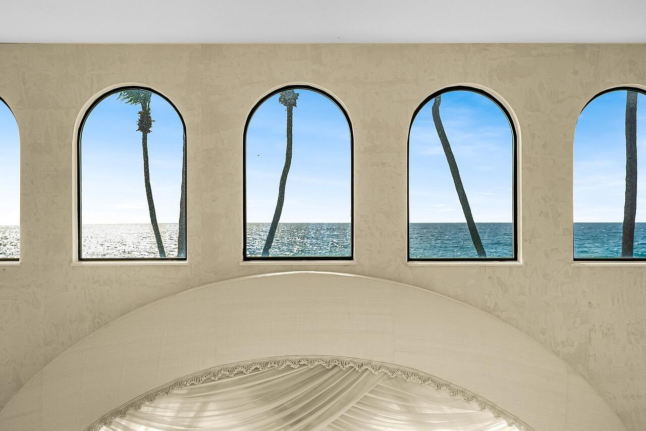 1 Ocean Lane Manalapan, FL 33462 - Photo 72 of 95 Sitting area view