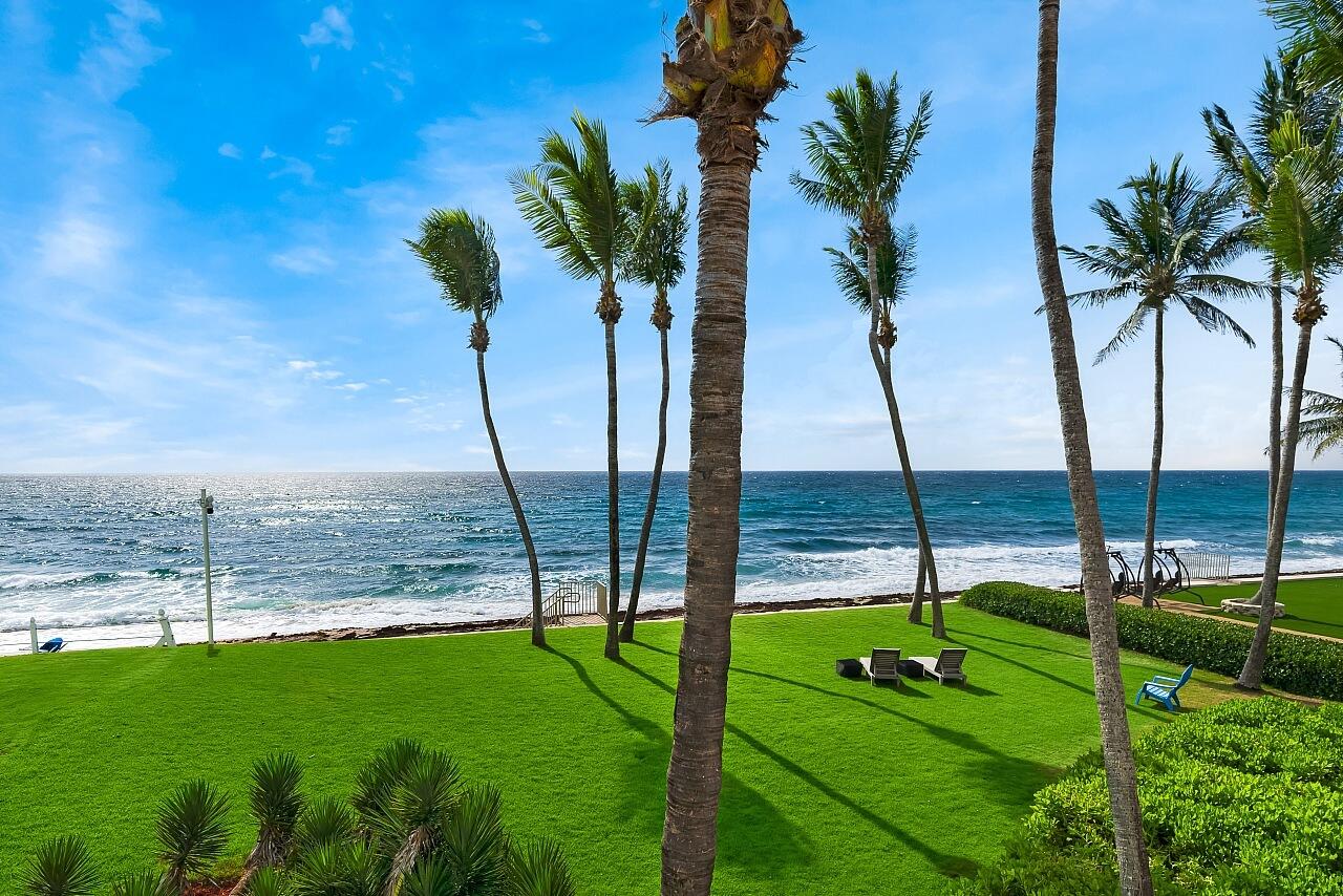 1 Ocean Lane Manalapan, FL 33462 - Photo 93 of 95 Backyard