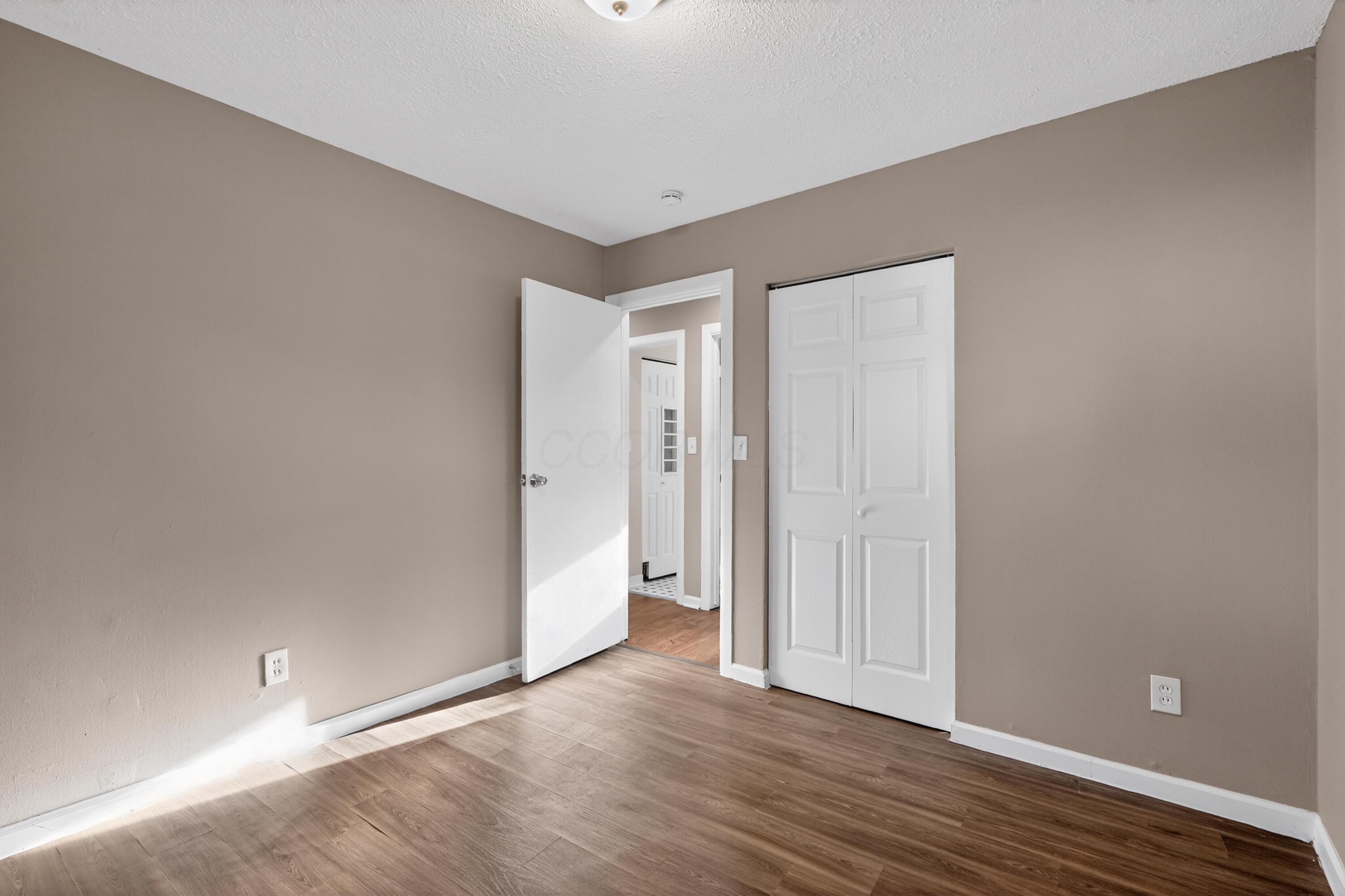 1572 Northridge Road Columbus, OH 43224 - Photo 27 of 32
