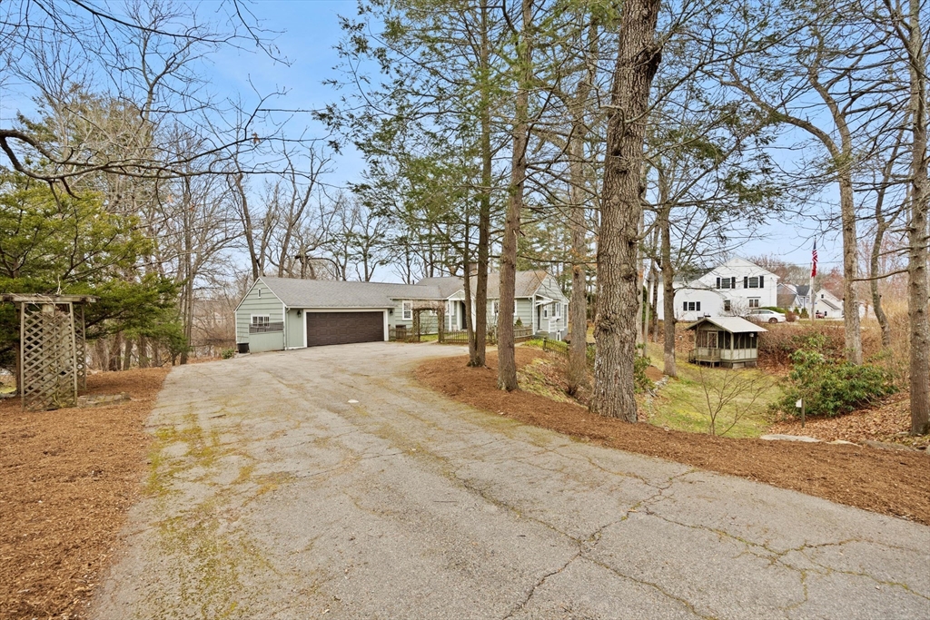 173 Berwick Road Attleboro, MA 02703 - Photo 36 of 42 Gallery Image 36