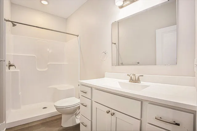 $299,900 | 2106 Sherwood Avenue, Holland, MI 49423