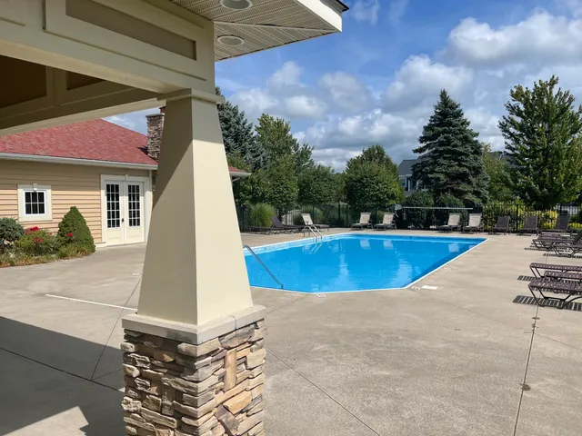 $299,900 | 2106 Sherwood Avenue, Holland, MI 49423