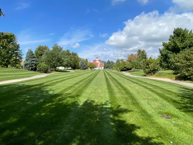 $299,900 | 2106 Sherwood Avenue, Holland, MI 49423