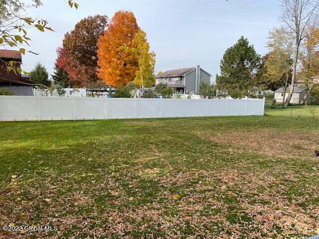 168 Forts Ferry Road Colonie, NY 12110 - Photo 8 of 33 15 of 60