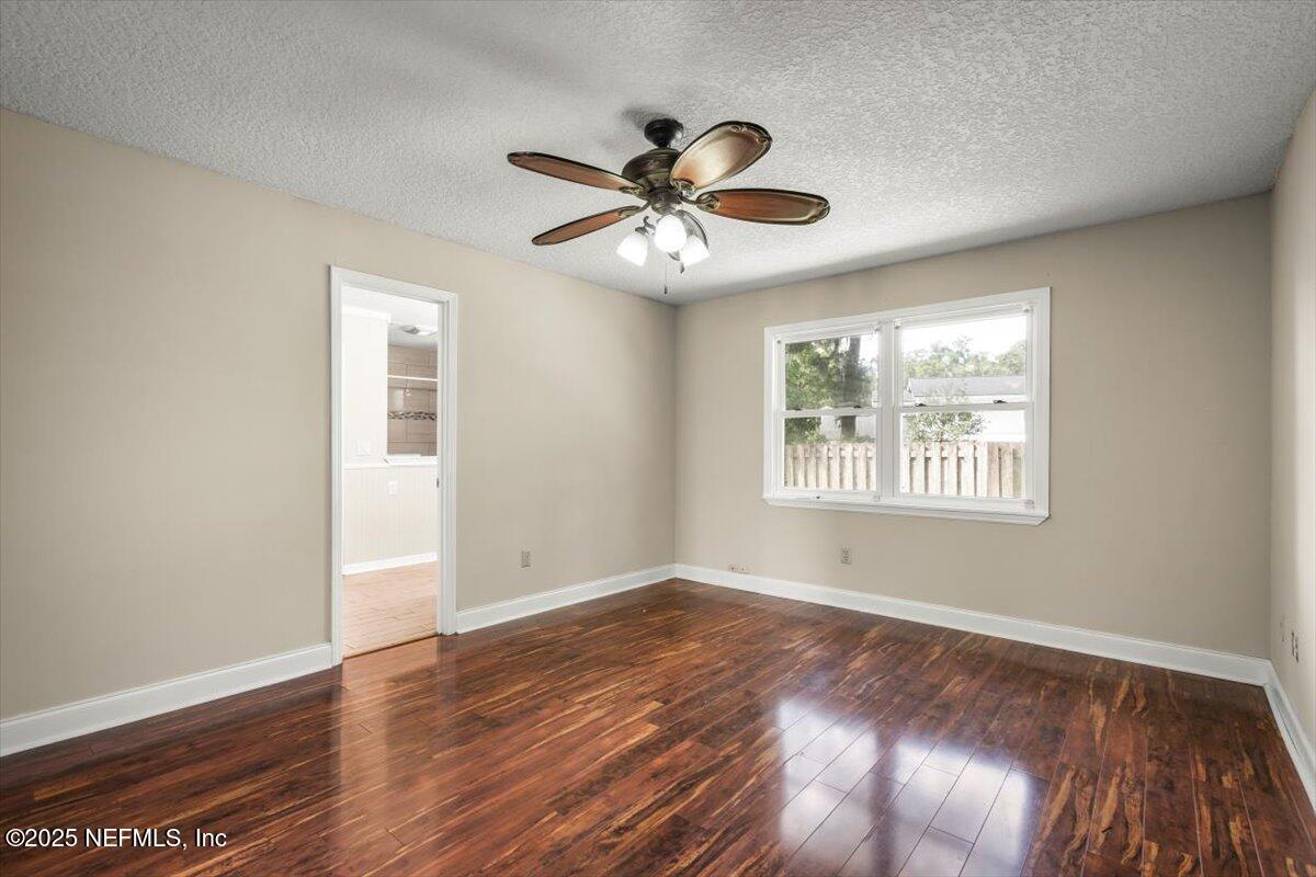 370 Tilefish Court Jacksonville, FL 32225 - Photo 24 of 37 30-JAXREP_370_Tilefish_Ct_Jacksonville_F