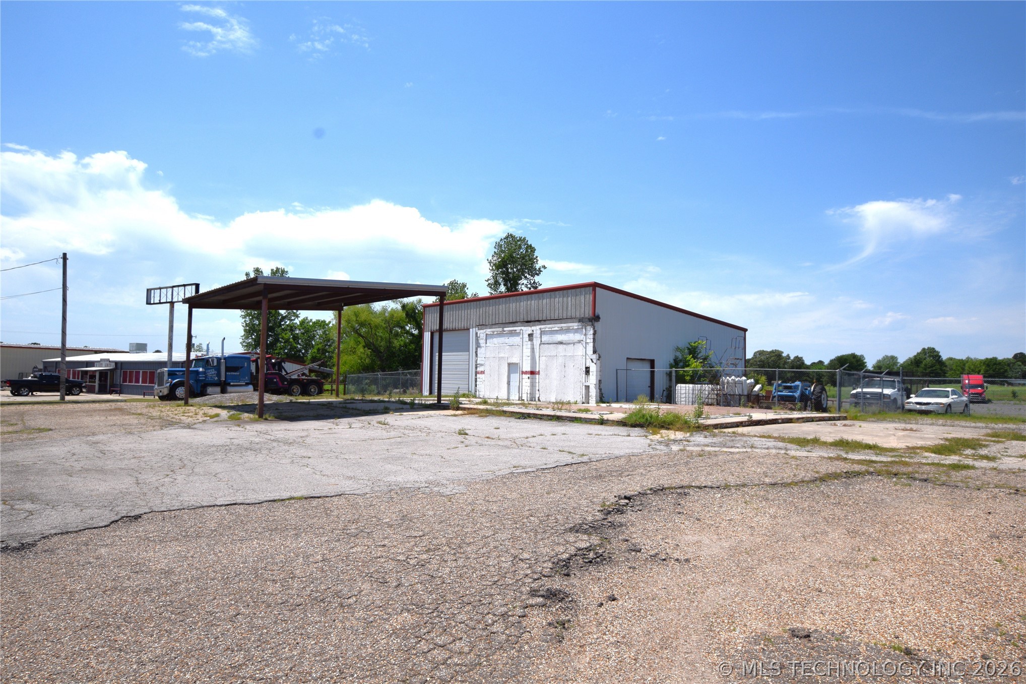 40 Interstate 40 Muldrow, OK 74948 - Photo 36 of 47 Gallery Image 36