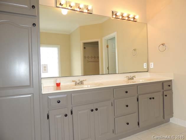 3014 Rochester Court Monroe, NC 28110 - Photo 14 of 20 Gallery Image 14