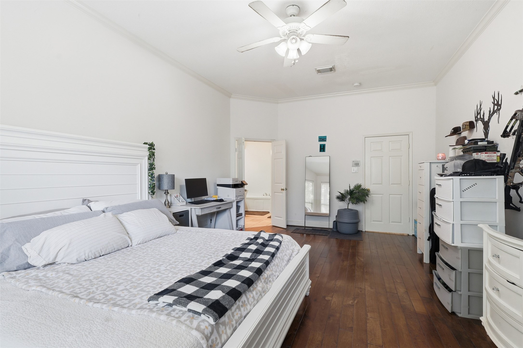 187 Bristol Bend Circle Spring, TX 77382 - Photo 16 of 30