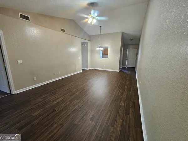 $1,350 | 107 Lively Oaks Drive, Kingsland, GA 31548