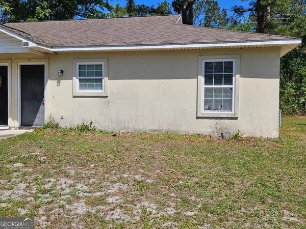 $1,350 | 107 Lively Oaks Drive, Kingsland, GA 31548