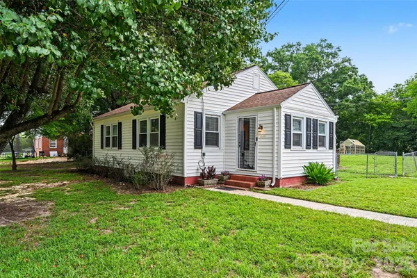 $230,000 | 1599 Hillcrest Avenue, Lancaster, SC 29720