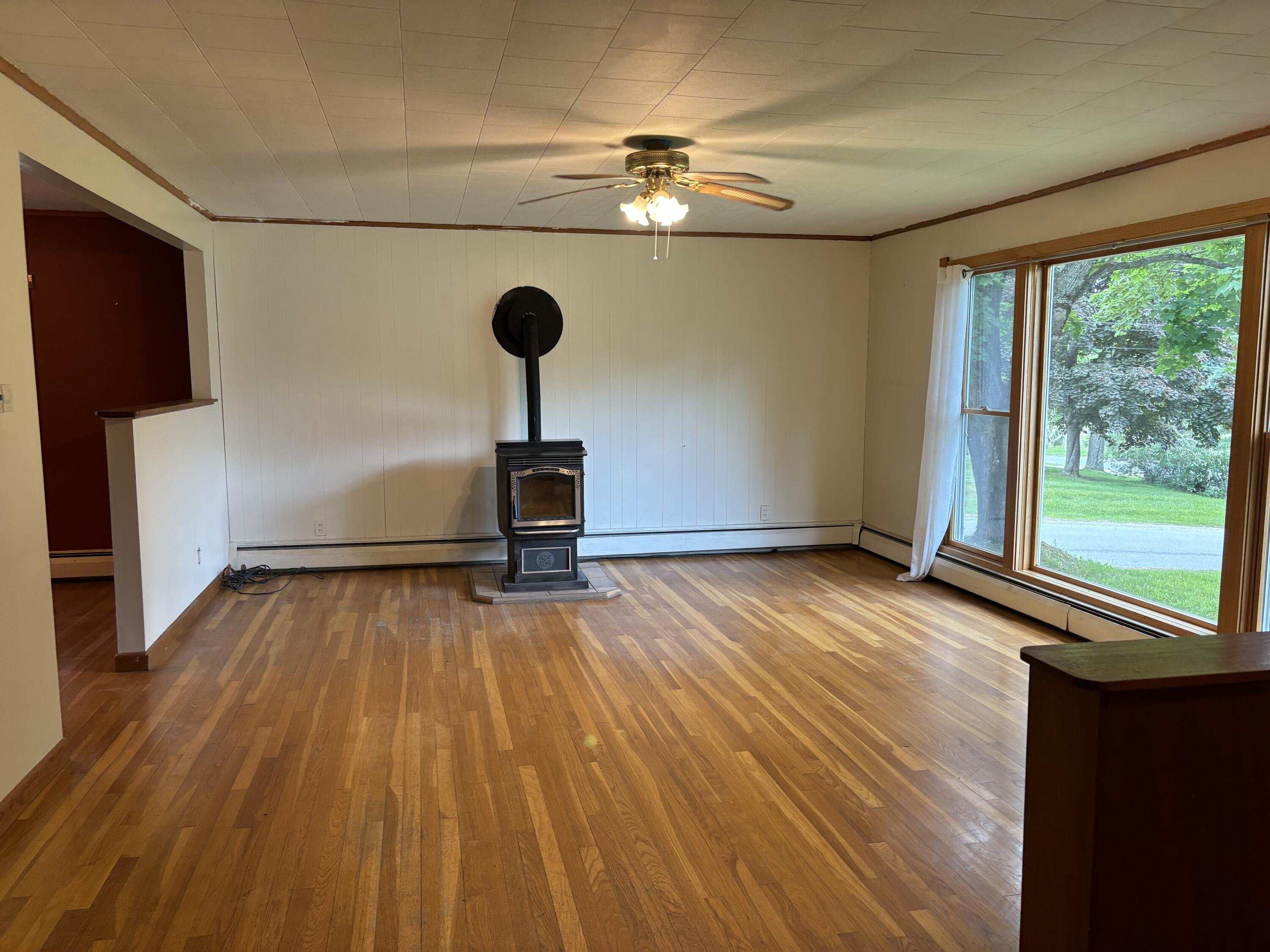 117 Davis Road Farmington, ME 04938 - Photo 2 of 41 IMG_6635