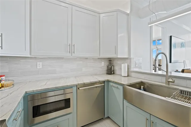 $340,000 | 4600 Ocean Drive, Corpus Christi, TX 78412