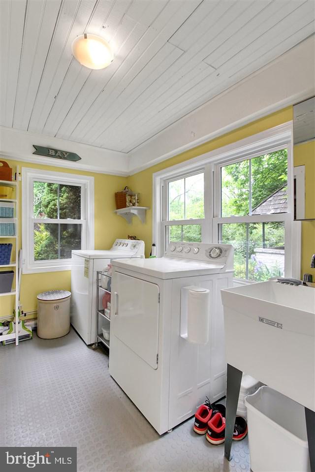 5651 Mountain Road Dover, PA 17315 - Photo 13 of 34