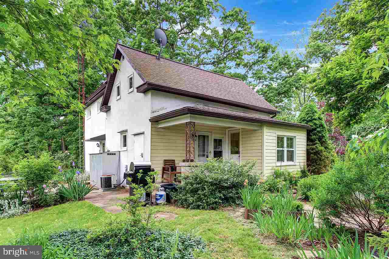 5651 Mountain Road Dover, PA 17315 - Photo 3 of 34