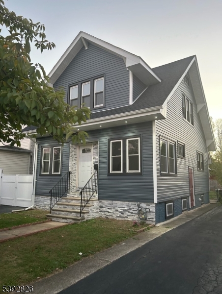 front view of house with a yard