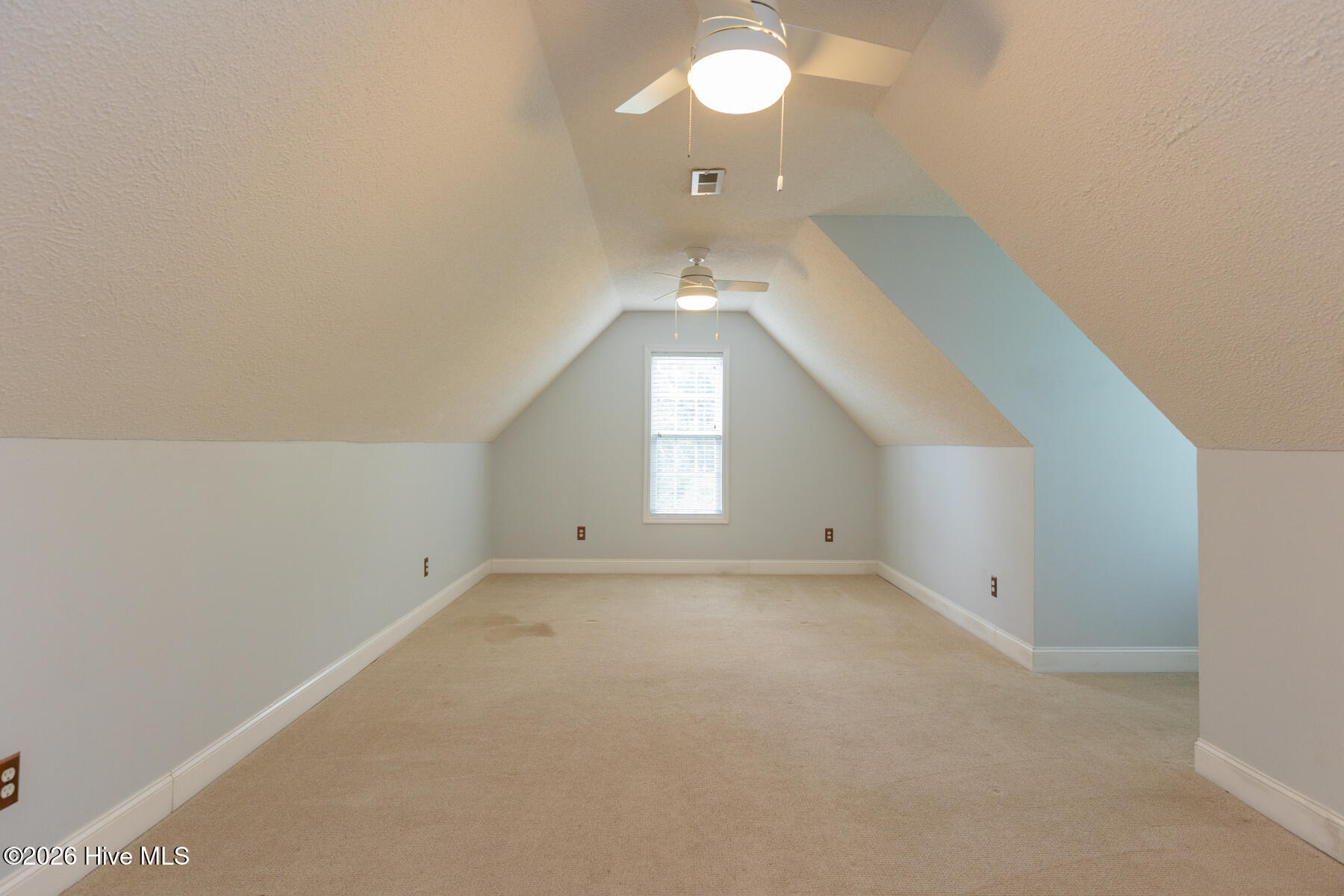 9 Riviera Drive Pinehurst, NC 28374 - Photo 29 of 44 upper bonus room1