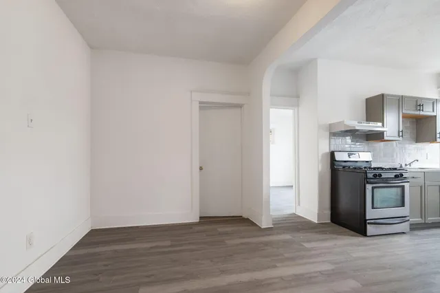 $369,000 | 1697 Van Vranken Avenue, Schenectady, NY 12308